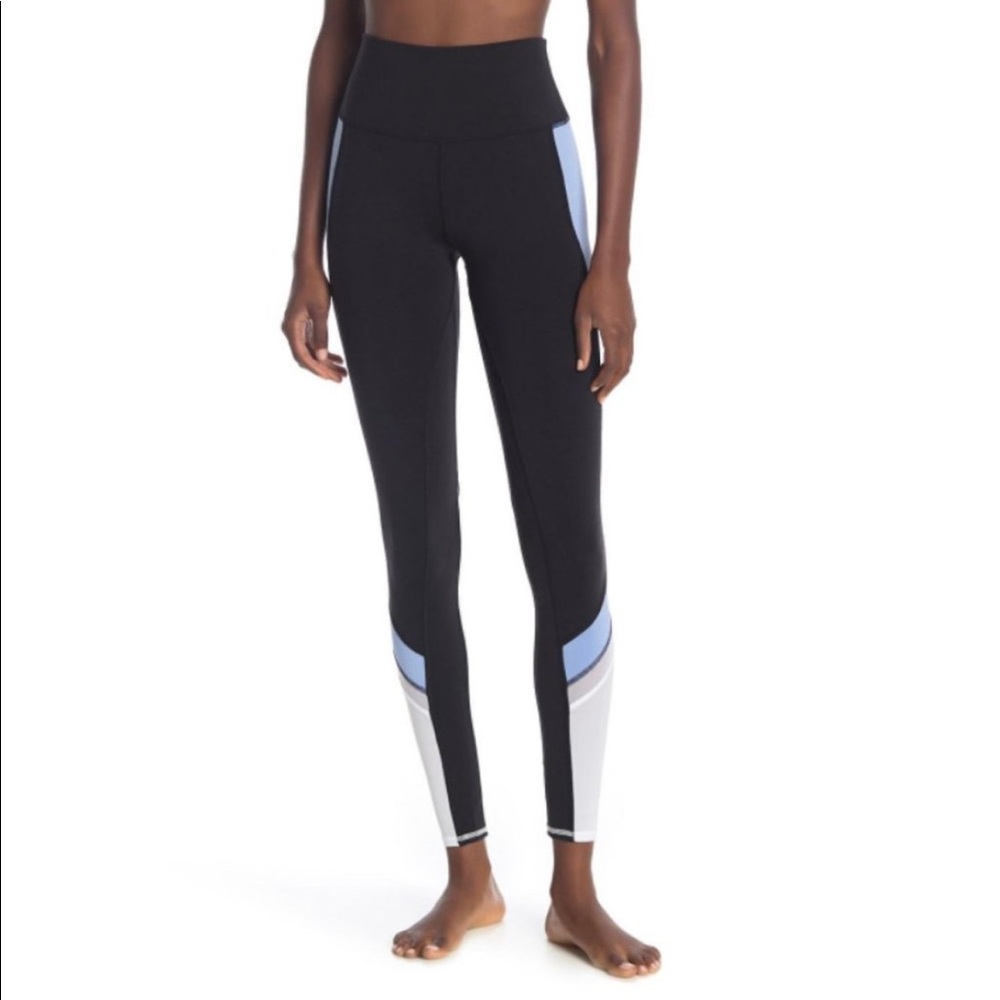 ALO Yoga Elevate Leggings
